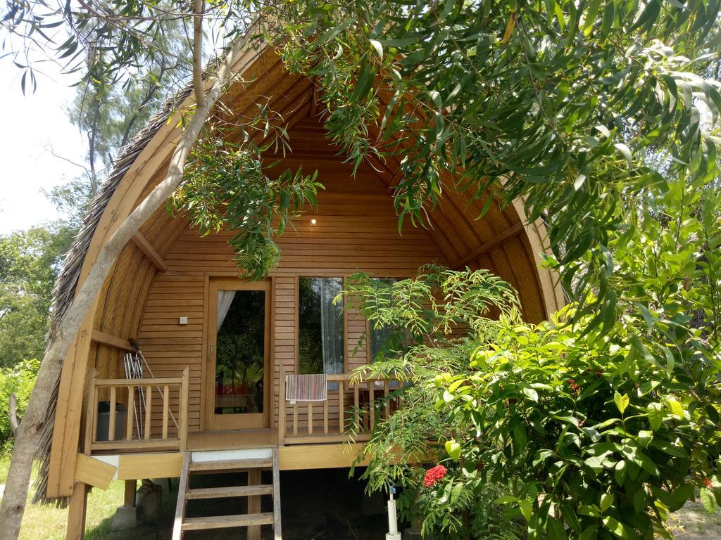 Hotel Rose Bungalow Pemenang Exterior foto