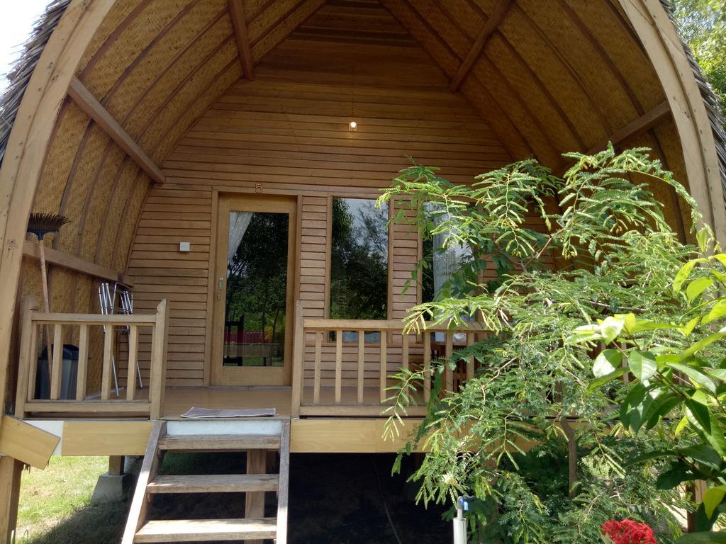 Hotel Rose Bungalow Pemenang Exterior foto