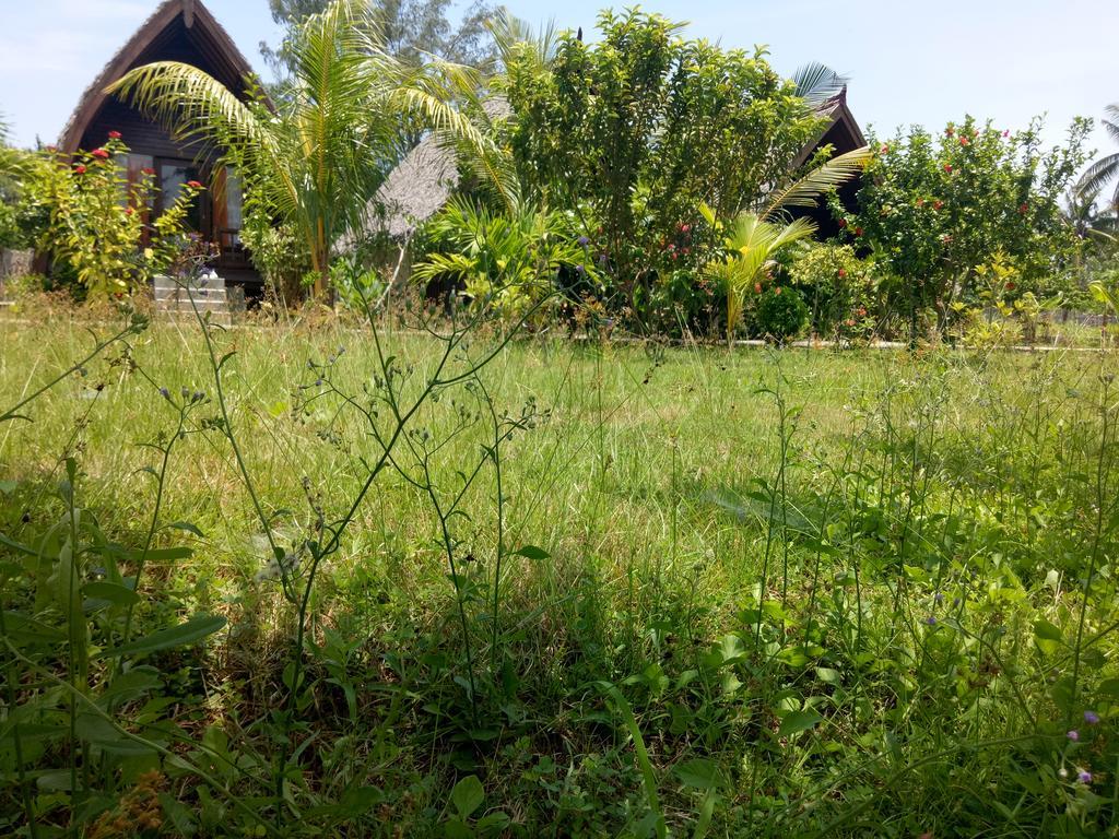 Hotel Rose Bungalow Pemenang Exterior foto