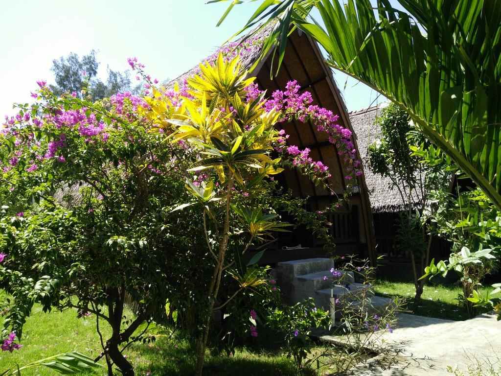 Hotel Rose Bungalow Pemenang Exterior foto