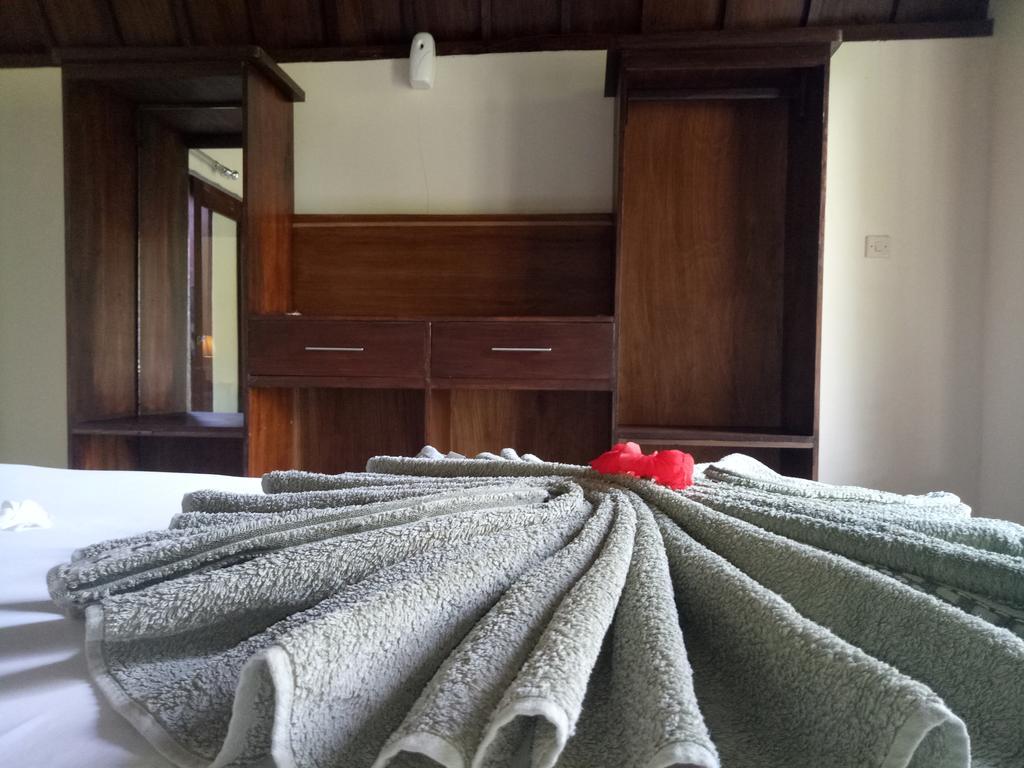 Hotel Rose Bungalow Pemenang Exterior foto