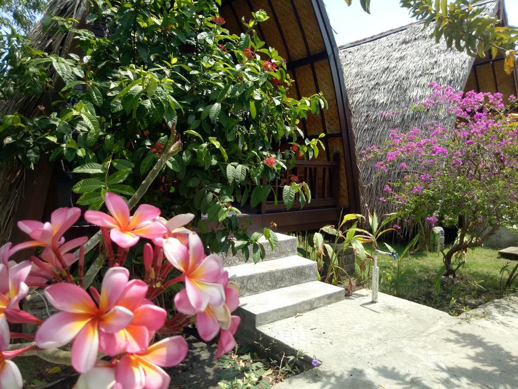 Hotel Rose Bungalow Pemenang Exterior foto